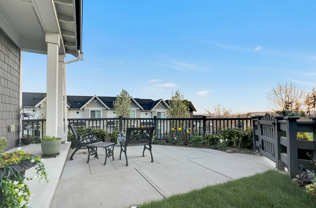 101 1331 OLMSTED STREET, Coquitlam BC V3E 0T3, Coquitlam BC — Residential for Sale - Photo 2