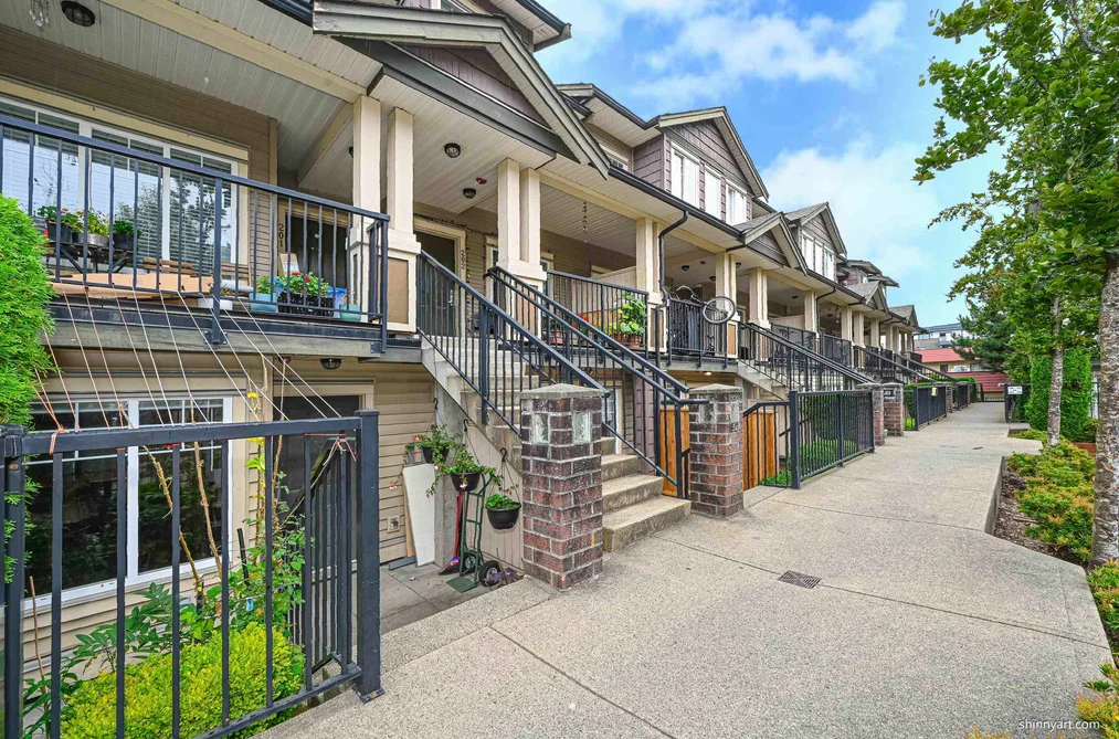 101-13958 108 Avenue, Surrey, BC - Townhouse for Sale - Photo 2 of 23 101-13958 108 Avenue, Surrey, BC - Townhouse for Sale - Photo 2 of 23