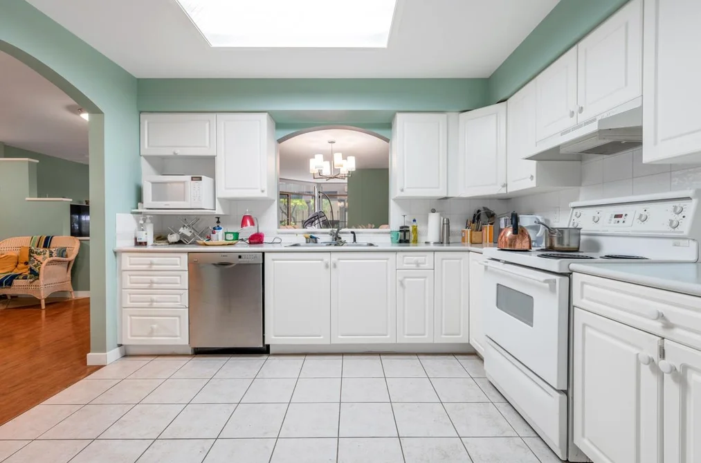 101 15111 RUSSELL AVENUE, White Rock BC V4B 2P4, White Rock BC — Residential for Sale - Photo 7