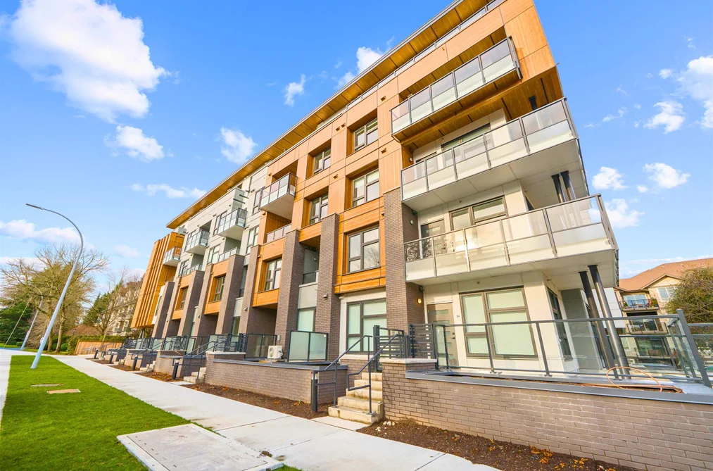 Condo for sale at 101 15353 17 Avenue Surrey British Columbia - MLS: R3100878
