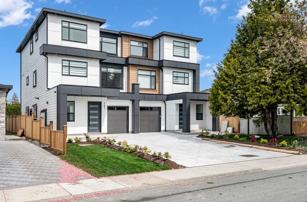Half Duplex for sale at 101 15371 94 Avenue Surrey British Columbia - MLS: R3118182