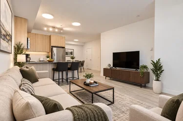 15628 104 Ave Unit 101, Surrey, BC - MLS: R3167178