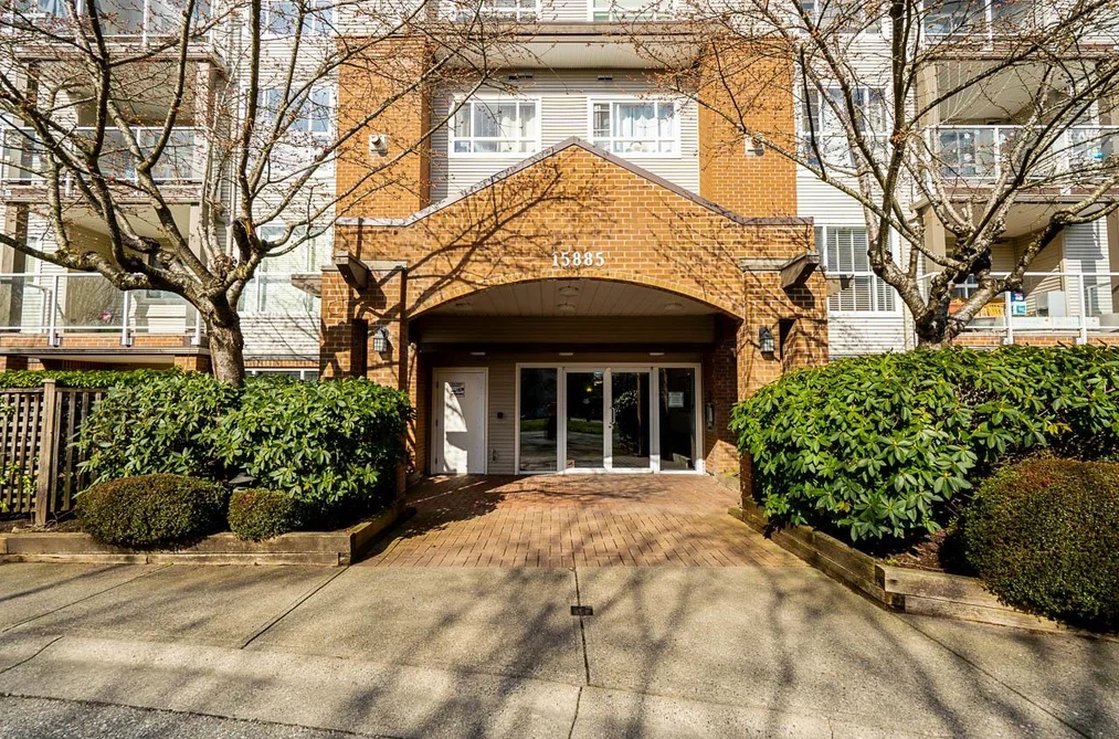 Condo for sale at 101 15885 84 Avenue Surrey British Columbia - MLS: R3095566