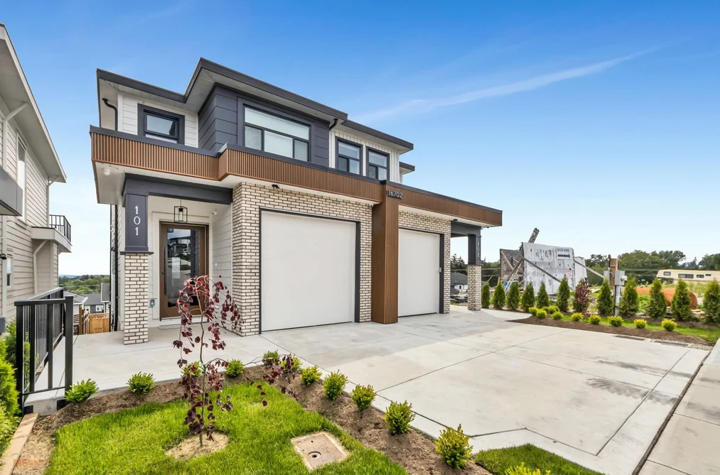 Half Duplex for sale at 101 16702 16a Avenue Surrey British Columbia - MLS: R3124486