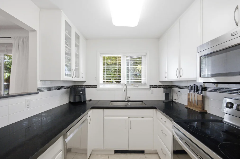 101 175 W 4TH STREET, North Vancouver BC V7M 1H6, North Vancouver BC — Residential for Sale — Photo 8 of 26