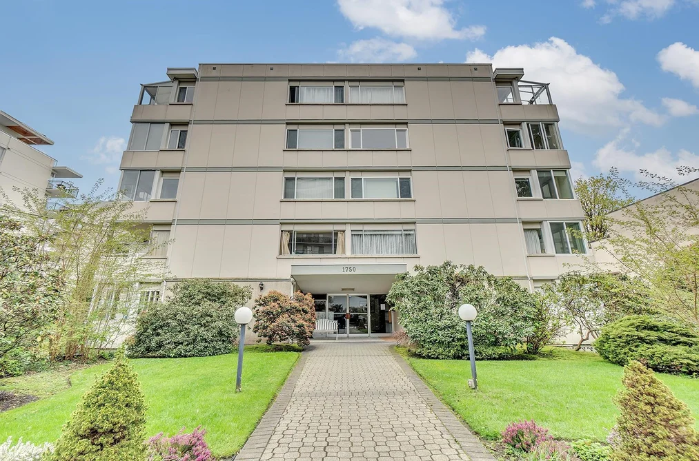 101 1750 ESQUIMALT AVENUE, West Vancouver BC V7V 1R8, West Vancouver BC — Residential for Sale - Photo 3