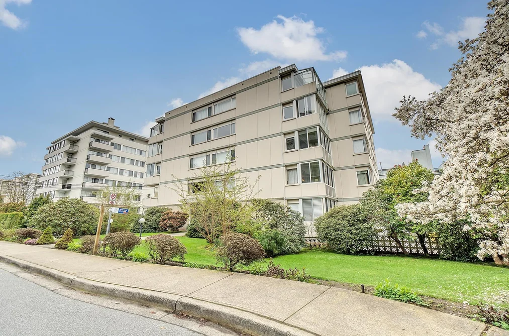 101 1750 ESQUIMALT AVENUE, West Vancouver BC V7V 1R8, West Vancouver BC — Residential for Sale - Photo 4