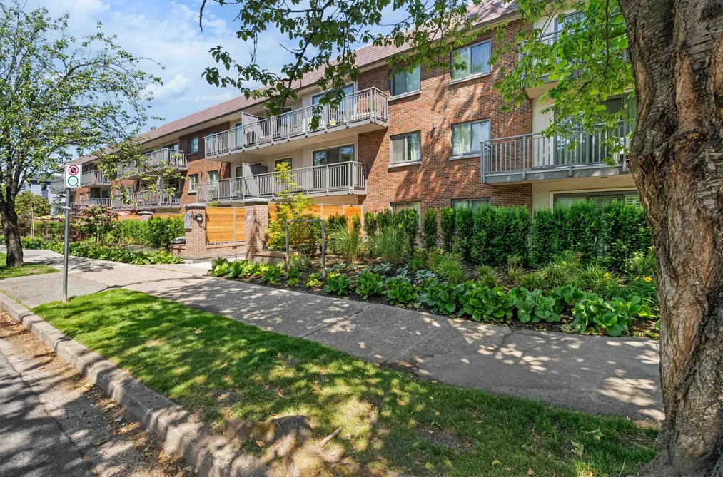 101 2121 W 6TH AVENUE, Vancouver BC V6K 1V5, Vancouver BC — Residential for Sale - Photo 2