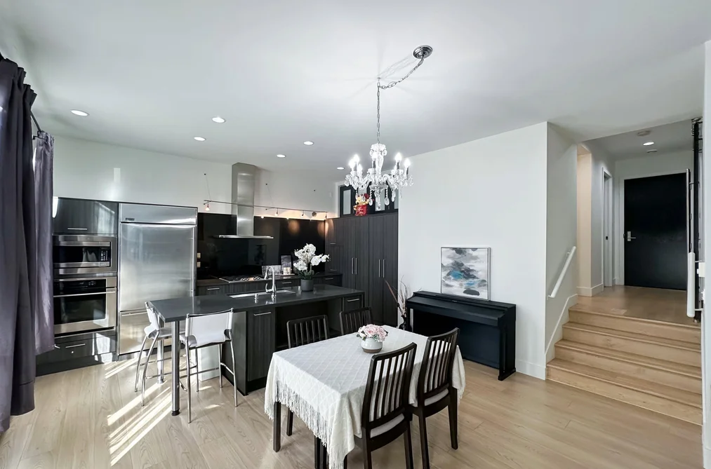 101 220 SALTER STREET, New Westminster BC V3M 0H4, New Westminster BC — Residential for Sale - Photo 5