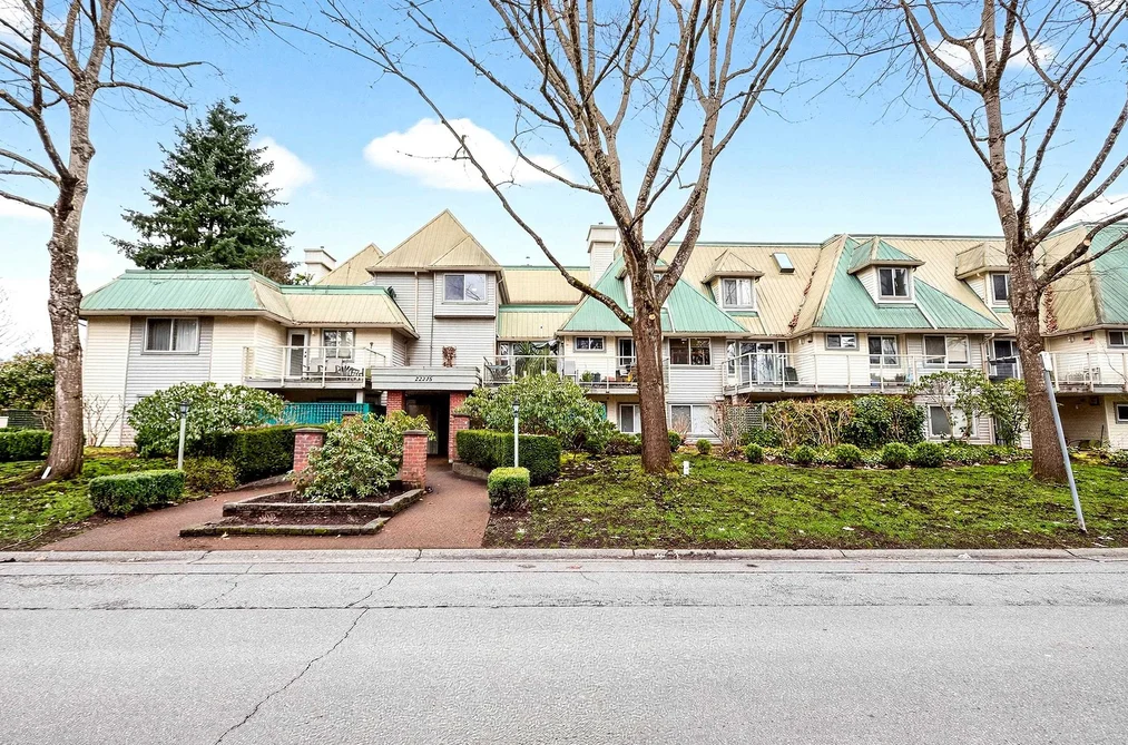 Condo for sale at 101 22275 123 Avenue Maple Ridge British Columbia - MLS: R3122875
