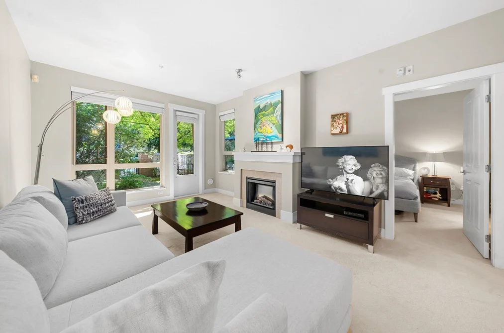 101 2601 WHITELEY COURT, North Vancouver BC V7J 2R7, North Vancouver BC — Residential for Sale - Photo 2