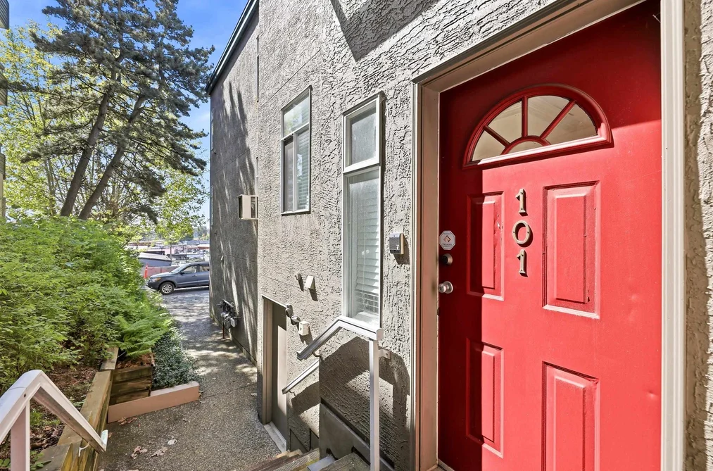 Condo for sale at 101 33344 2nd Avenue Mission British Columbia - MLS: R3135319
