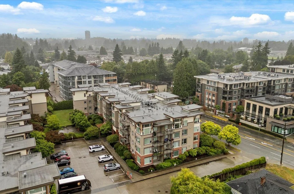 Condo for sale at 101 33538 Marshall Road Abbotsford British Columbia - MLS: R3066331