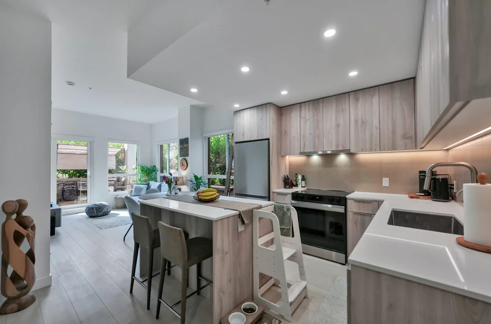 101 3596 MALSUM DRIVE, North Vancouver BC V7G 0B5, North Vancouver BC — Residential for Sale - Photo 3