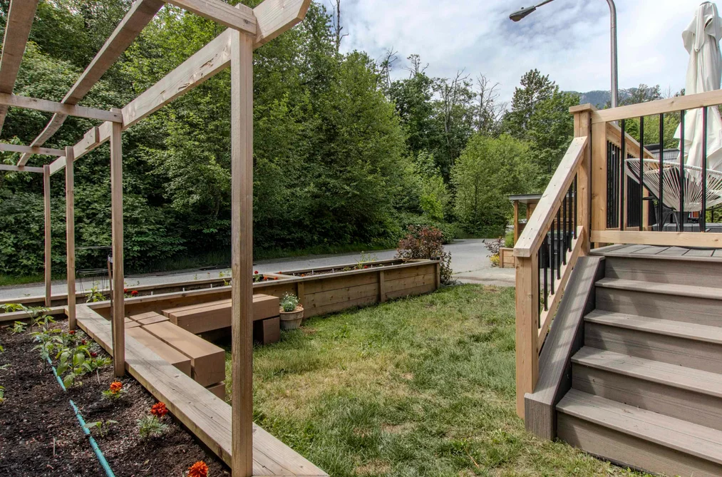 101 40157 GOVERNMENT ROAD, Squamish BC V8B 0B3, Squamish BC — Residential for Sale - Photo 4