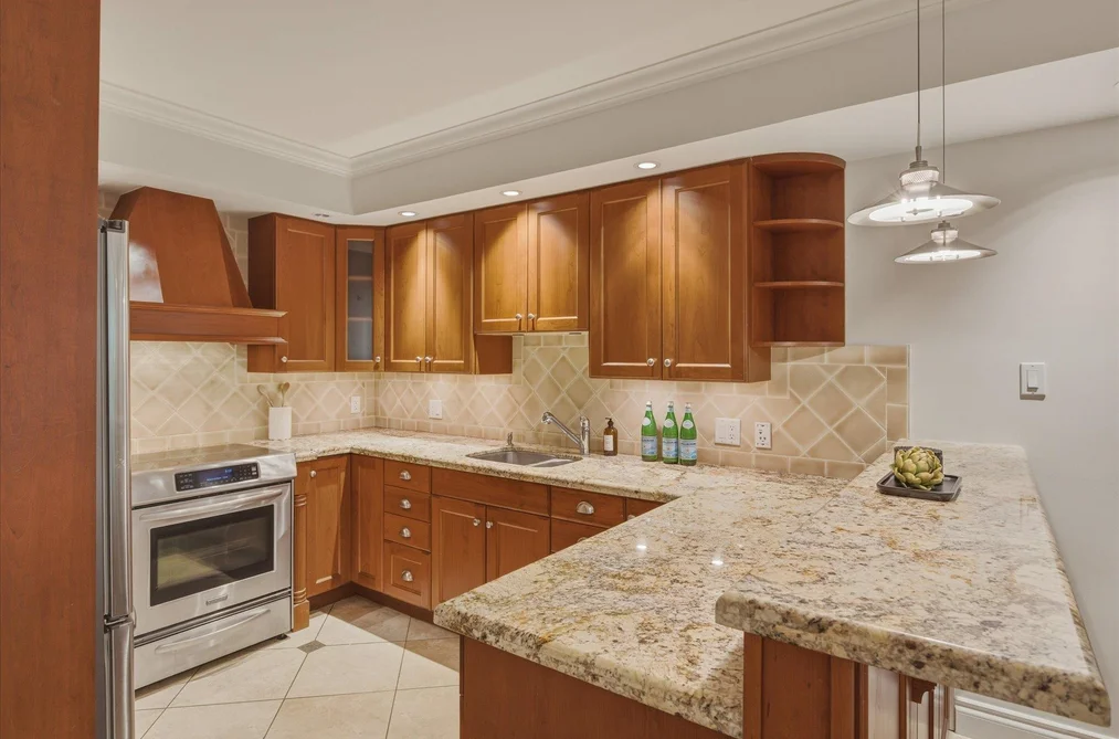 101 4821 SPEARHEAD DRIVE, Whistler BC V8E 1E8, Whistler BC — Residential for Sale — Photo 6 of 27