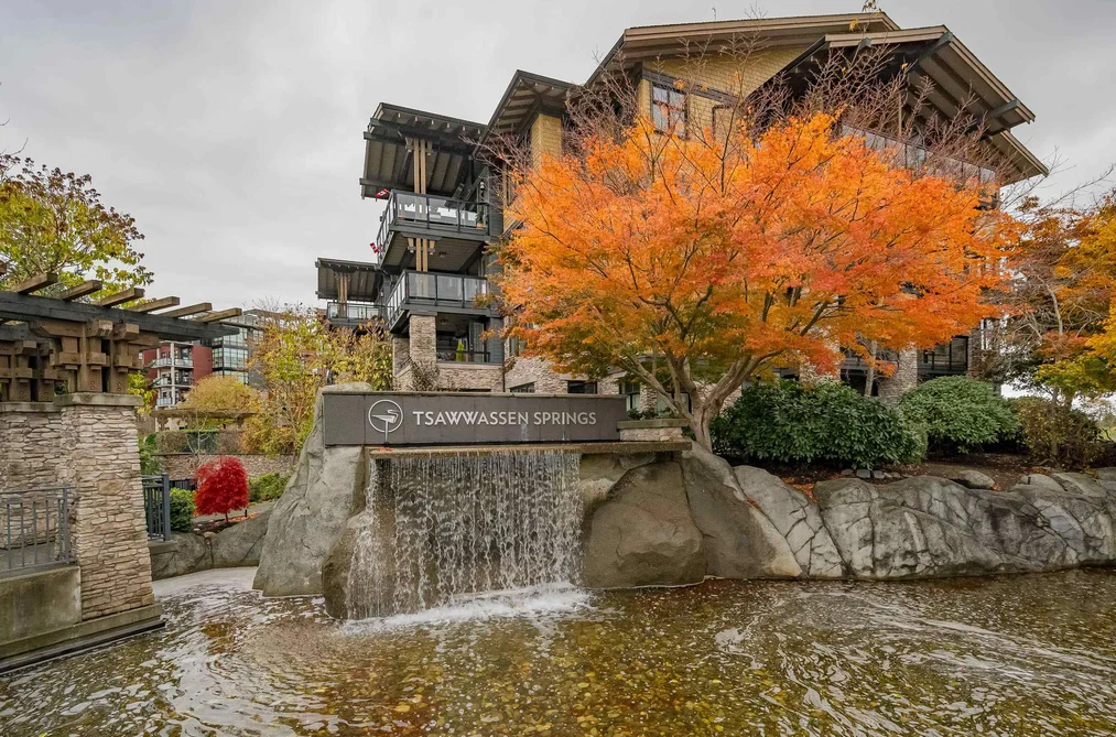 Condo for sale at 101 5099 Springs Boulevard Tsawwassen British Columbia - MLS: R3096643