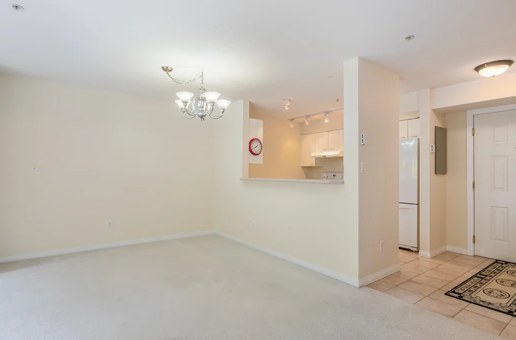 101 5855 COWRIE STREET, Sechelt BC V7Z 0K1, Sechelt BC — Residential for Sale — Photo 13 of 28
