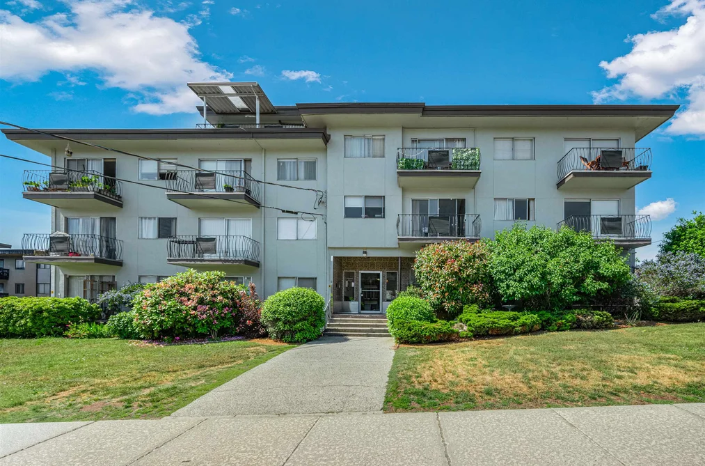 Condo for sale at 101 611 Blackford Street New Westminster British Columbia - MLS: R3133965
