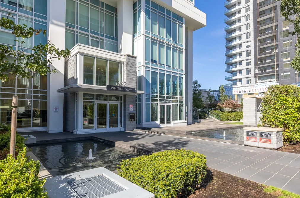 652 Whiting Way Unit 101, Coquitlam, BC - MLS: R3172882