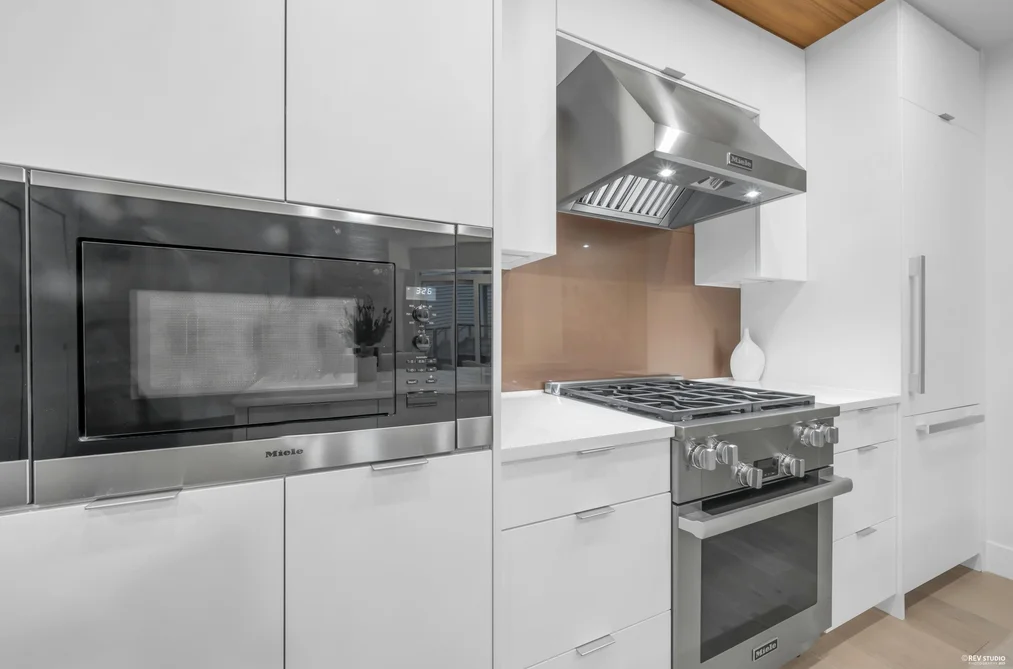 101 6699 NELSON AVENUE, West Vancouver BC V7W 2B2, West Vancouver BC — Residential for Sale — Photo 13 of 39