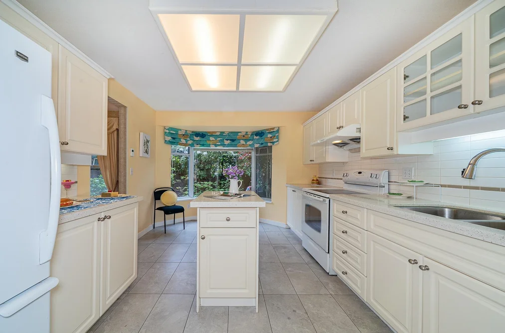 101 7231 ANTRIM AVENUE, Burnaby BC V5J 5H5, Burnaby BC — Residential for Sale - Photo 6