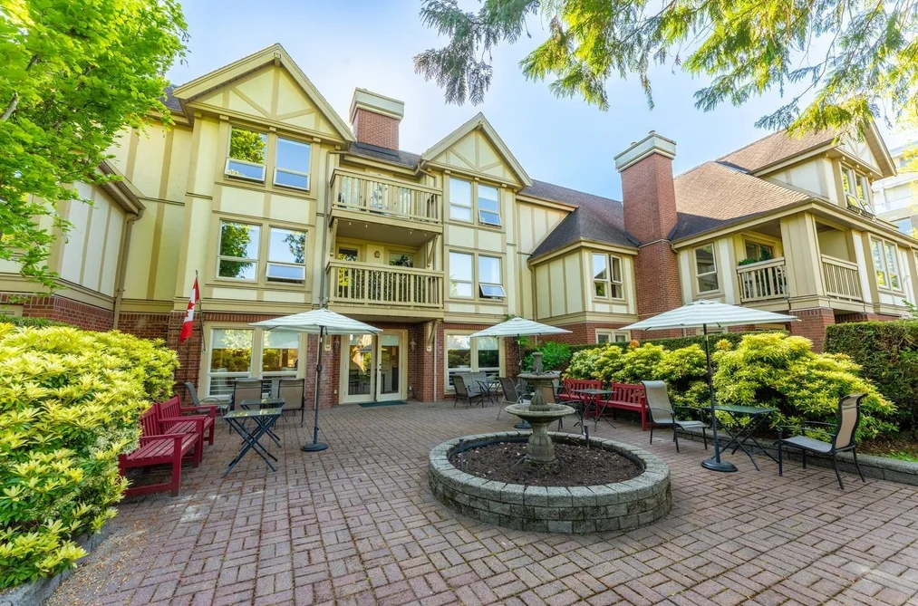 Condo for sale at 101 843 22nd Street West Vancouver British Columbia - MLS: R3120687
