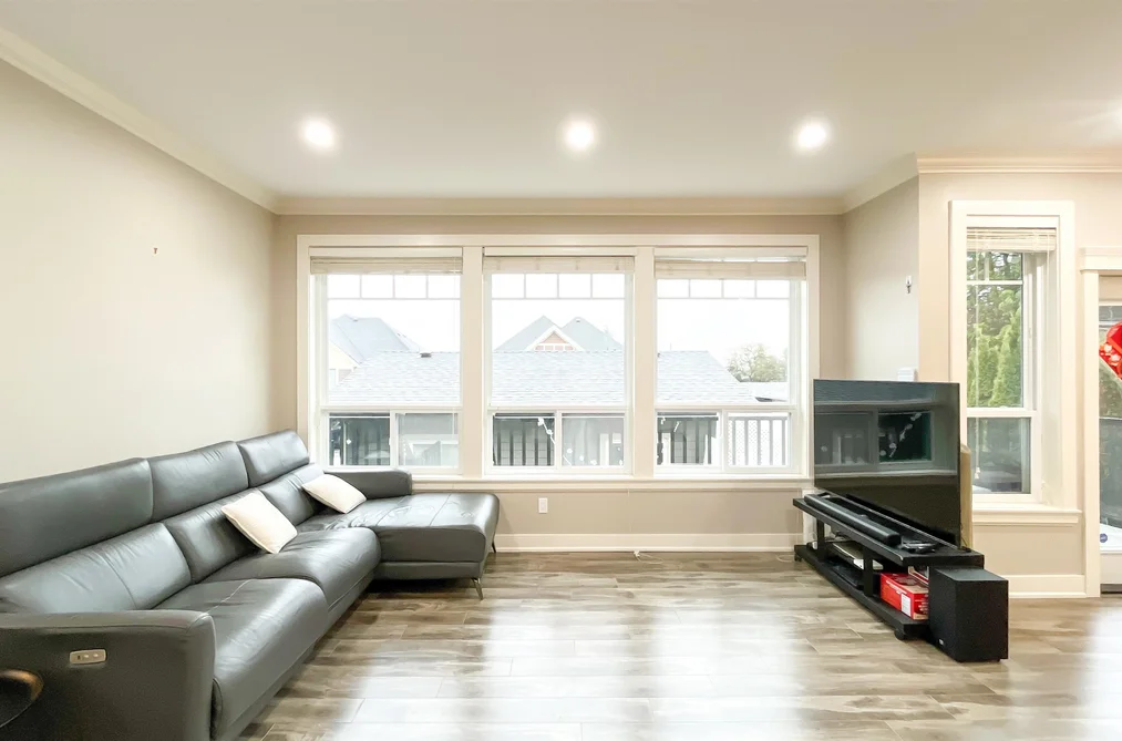 101 910 DELESTRE AVENUE, Coquitlam BC V3K 2G6, Coquitlam BC — Residential for Sale - Photo 3