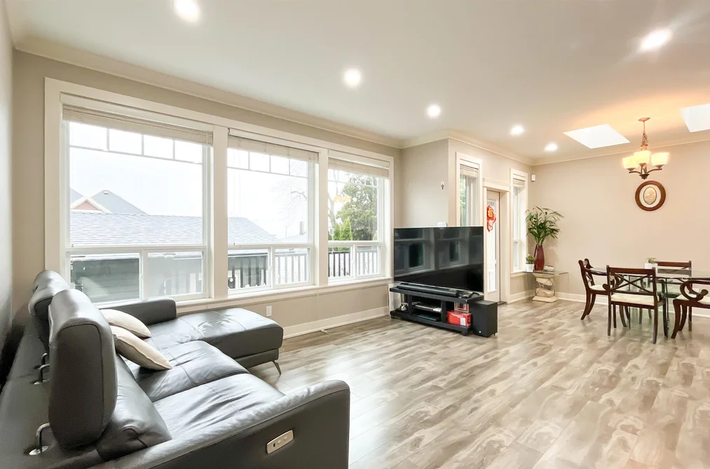 101 910 DELESTRE AVENUE, Coquitlam BC V3K 2G6, Coquitlam BC — Residential for Sale - Photo 5