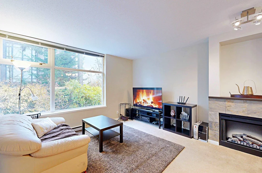 Condo for sale at 101 9298 University Crescent Burnaby British Columbia - MLS: R3112938