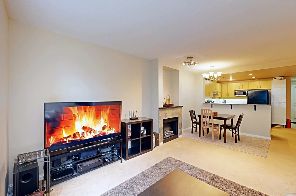 101 9298 UNIVERSITY CRESCENT, Burnaby BC V5A 4X8, Burnaby BC — Residential for Sale - Photo 2