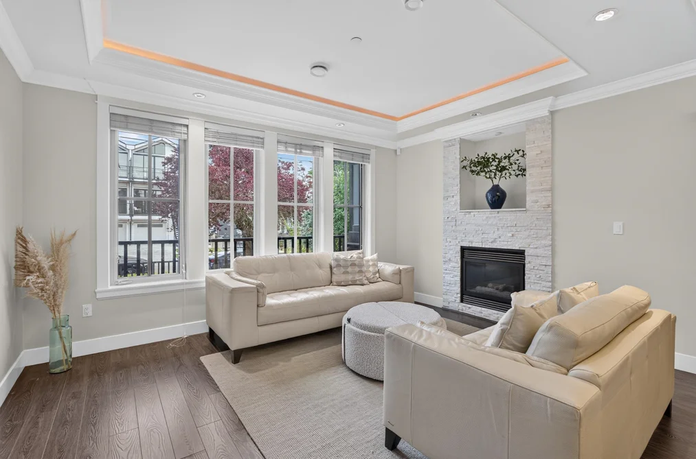 1010 E 55TH AVENUE, Vancouver BC V5X 1N9, Vancouver BC — Residential for Sale — Photo 4 of 39