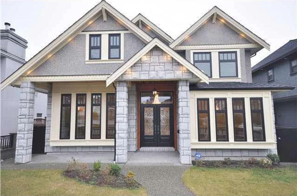 House for sale at 1010 Edinburgh Street New Westminster British Columbia - MLS: R3127022