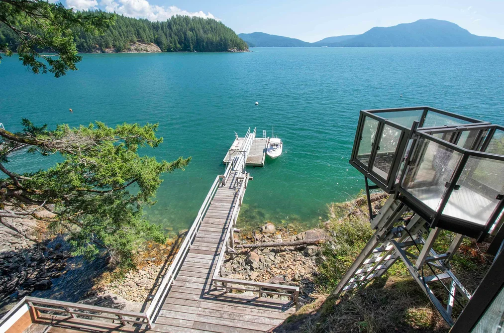 House for sale at 1010 Taki-Te-Si Road Gambier Island British Columbia - MLS: R3091783