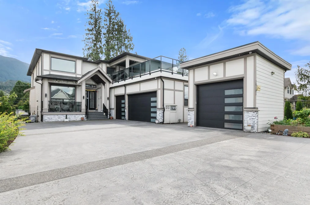 House for sale at 10103 Royalwood Boulevard Rosedale British Columbia - MLS: R3160001