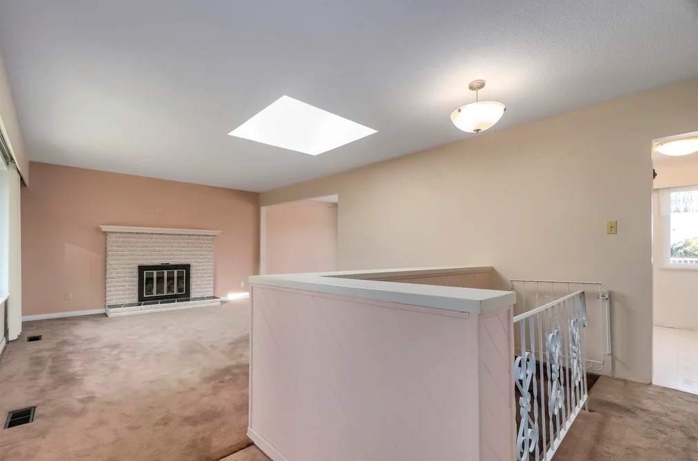 1011 PALMDALE STREET, Coquitlam BC V3C 3R3, Coquitlam BC — Residential for Sale - Photo 2