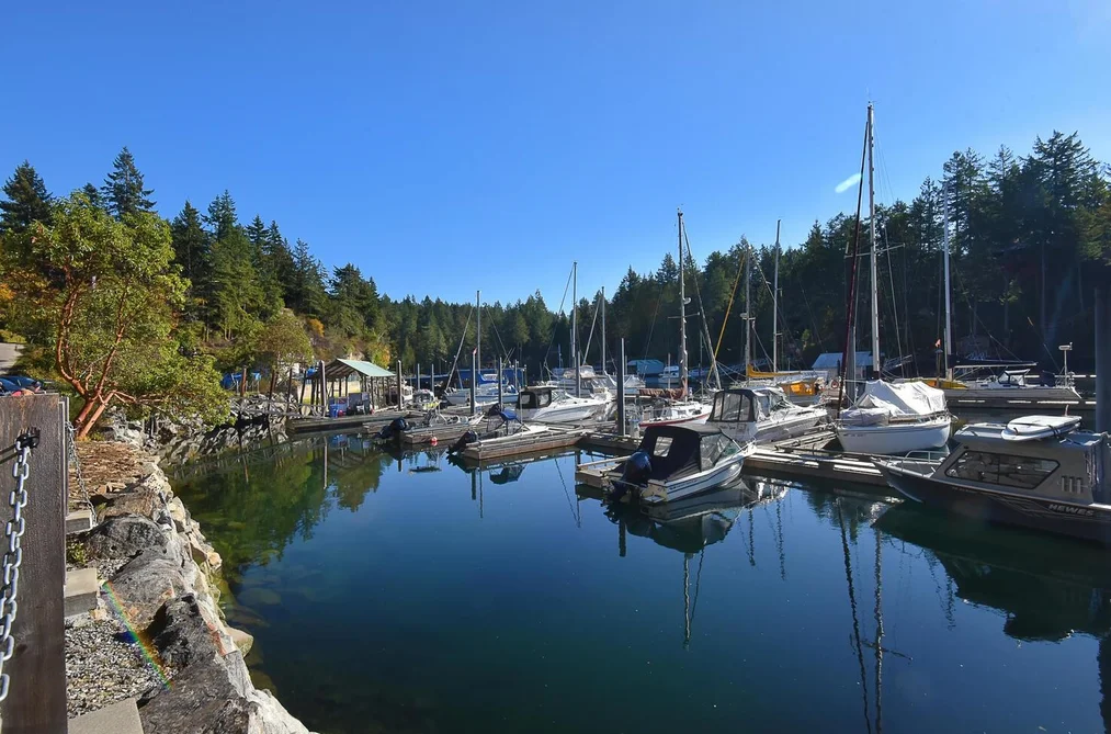 10113 10131 MERCER ROAD, Halfmoon Bay BC V7Z 1B7, Halfmoon Bay BC — Residential for Sale - Photo 2