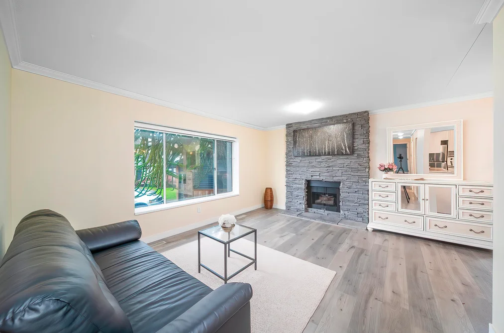 10123 158A STREET, Surrey BC V4N 2P8, Surrey BC — Residential for Sale - Photo 2