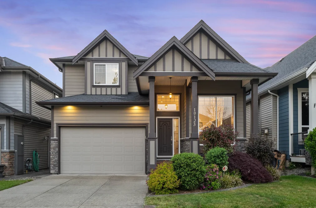 10123 242 STREET, Maple Ridge BC V2W 0E6, Maple Ridge BC — Residential for Sale - Photo 2
