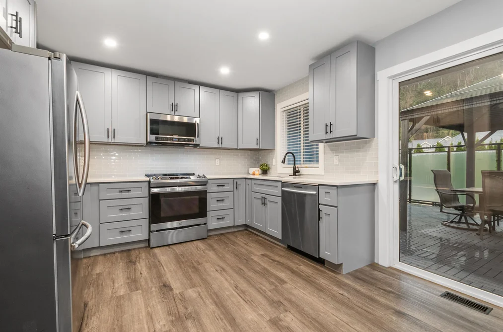 10148 BEAVER CRESCENT, Chilliwack BC V2P 7X4, Chilliwack BC — Residential for Sale - Photo 4