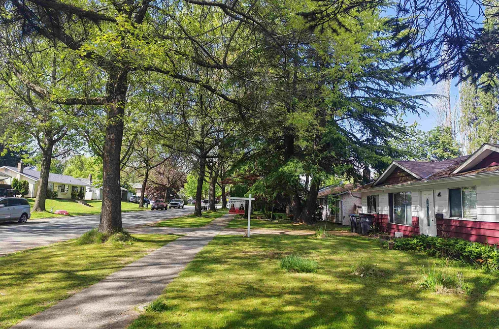 10156 143A STREET, Surrey BC V3T 5A9, Surrey BC — Residential for Sale - Photo 2