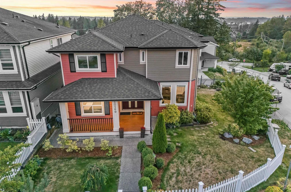 House for sale at 10169 246a Street Maple Ridge British Columbia - MLS: R3151945