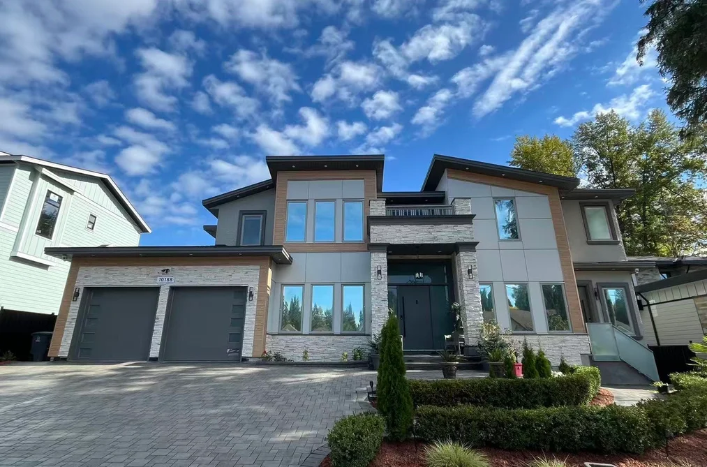 10188 161st St, Surrey, BC - MLS: R3172444