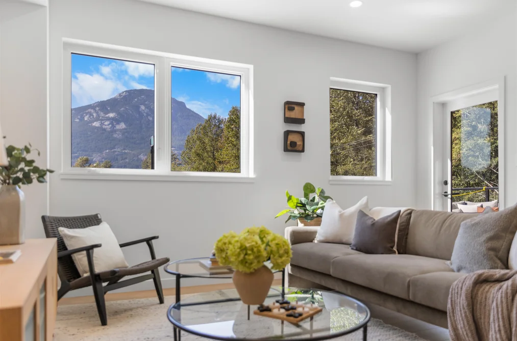 1055 Raven Dr Unit 102, Squamish, BC - MLS: R3168924