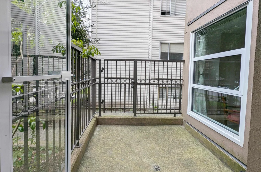 102 1225 BARCLAY STREET, Vancouver BC V6E 1H5, Vancouver BC — Residential for Sale - Photo 2