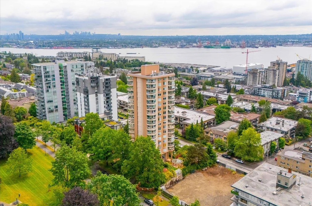 102 123 E KEITH ROAD, North Vancouver BC V7L 1V1, North Vancouver BC — Residential for Sale - Photo 2