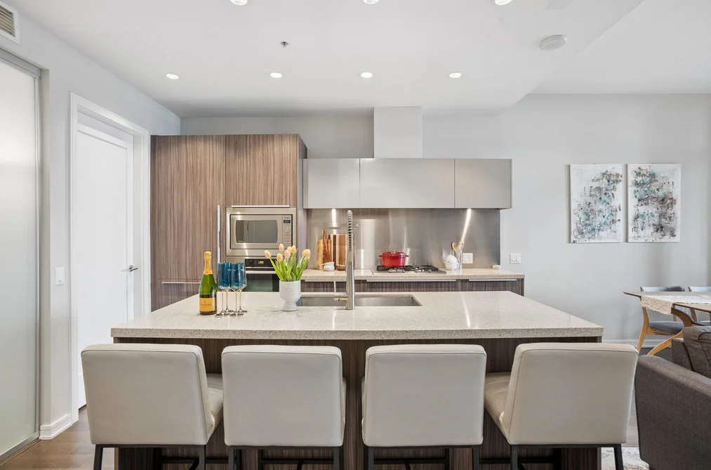 102 128 ATHLETES WAY, Vancouver BC V5Y 0B5, Vancouver BC — Residential for Sale — Photo 14 of 40
