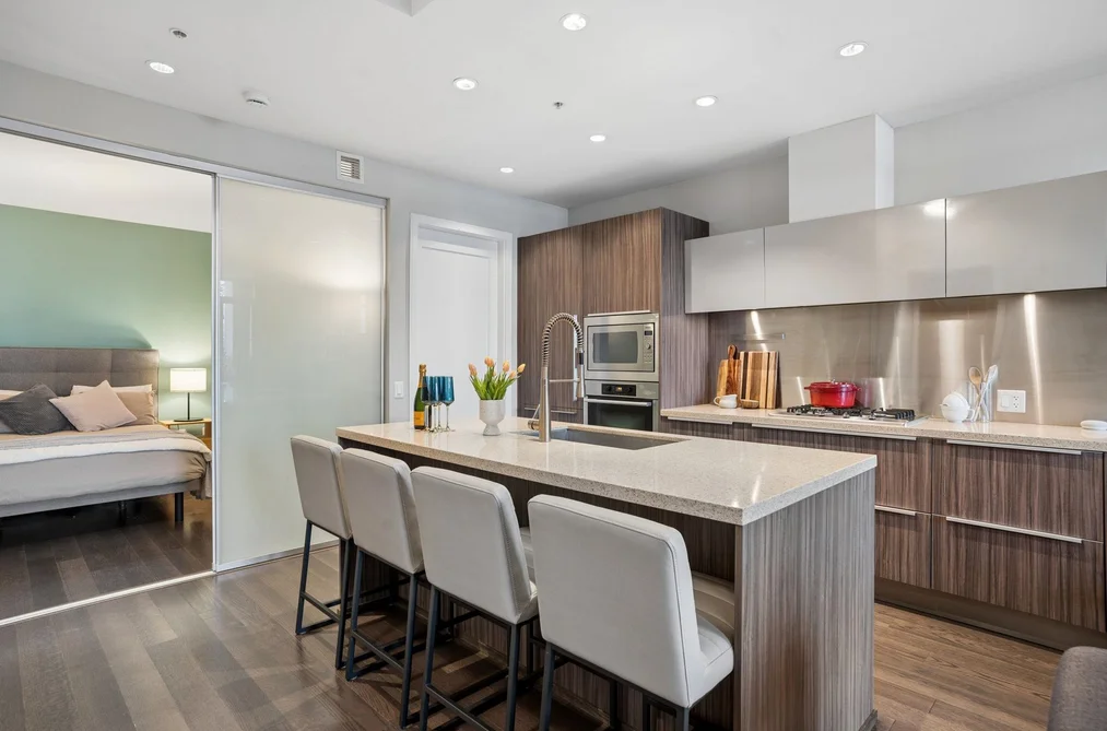 102 128 ATHLETES WAY, Vancouver BC V5Y 0B5, Vancouver BC — Residential for Sale — Photo 15 of 40