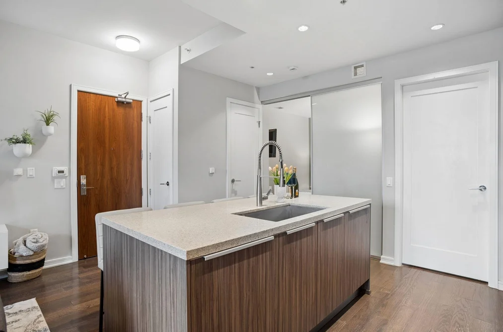 102 128 ATHLETES WAY, Vancouver BC V5Y 0B5, Vancouver BC — Residential for Sale — Photo 18 of 40
