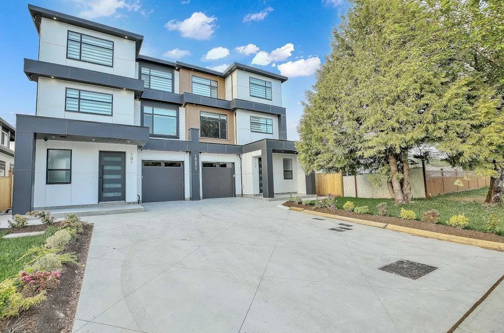 Half Duplex for sale at 102 15371 94 Avenue Surrey British Columbia - MLS: R3121242